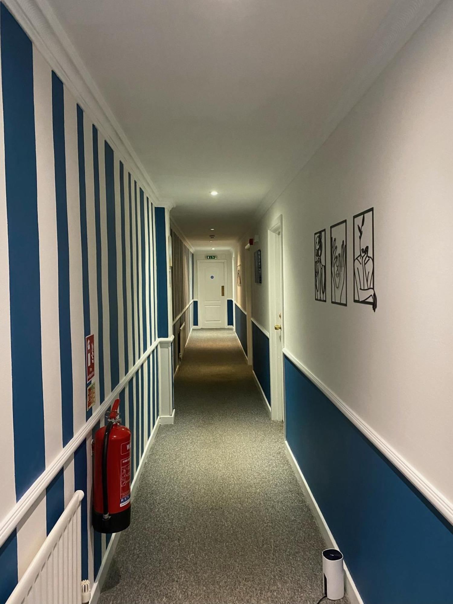 The George Hotel Pangbourne Extérieur photo